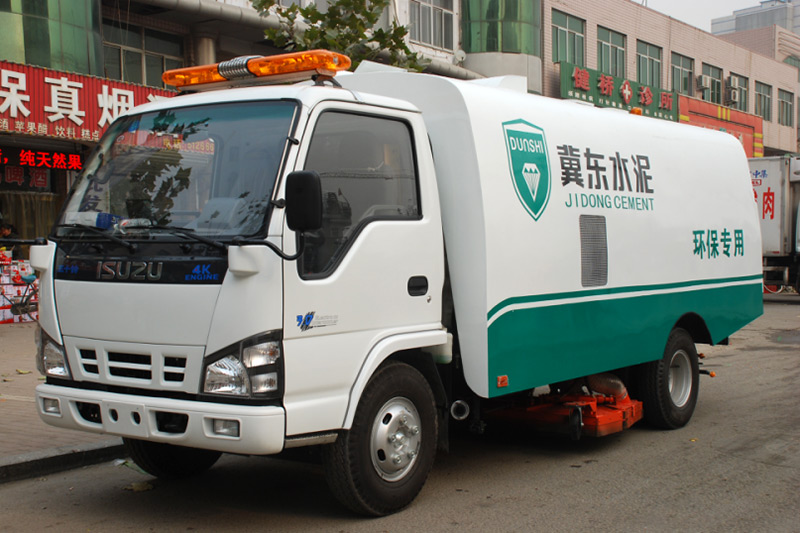 鋁電水泥企業(yè)專(zhuān)用吸塵車(chē)